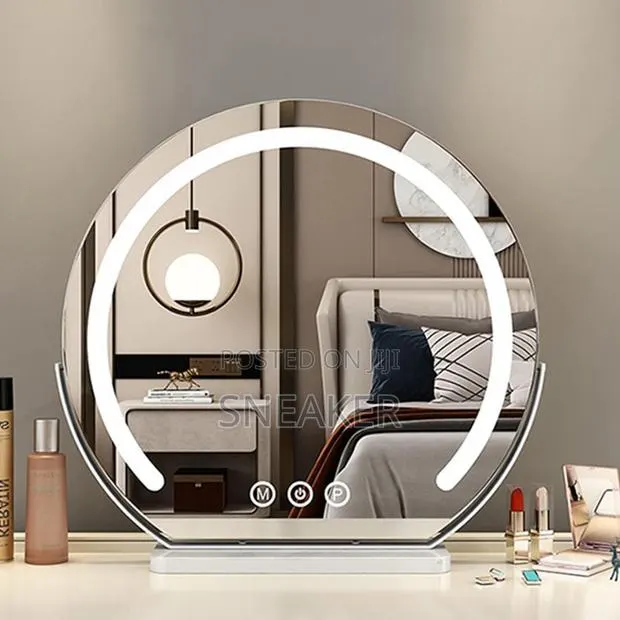 Dressing Mirror · Photo 1