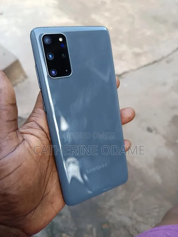 Samsung Galaxy S20+ 5G 128 GB Gray · Photo 1