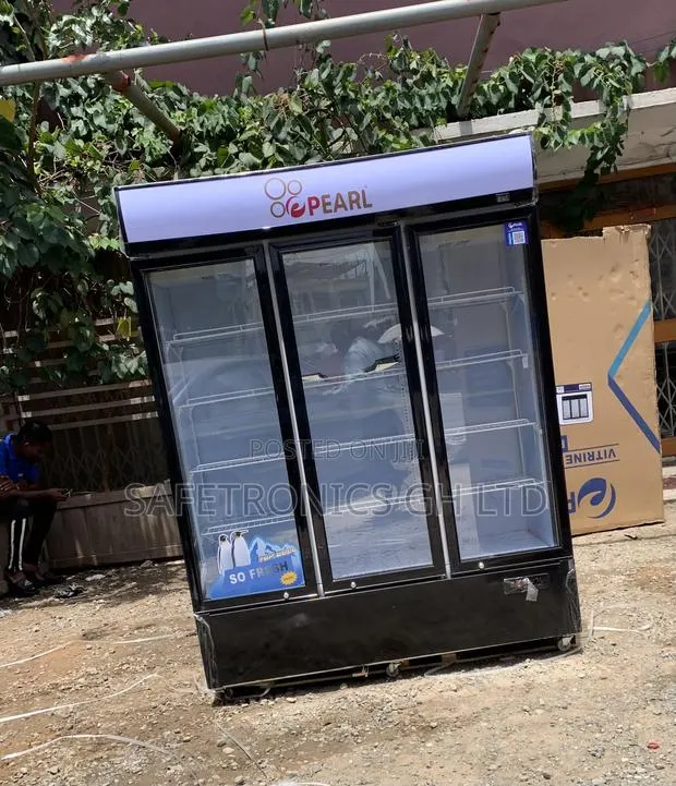 Top Tier New 950 Liters Pearl PVC-150 Display Refrigerator · Photo 1