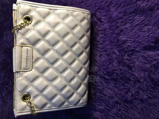 Ladies Handbag · Photo 1