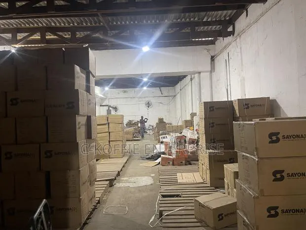 400 SQM Warehouse at North Kaneshie Industrial Area for Rent · Photo 1