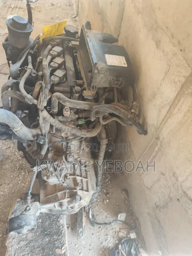Toyota Yaris Manual Engine and Gearbox · Photo 1
