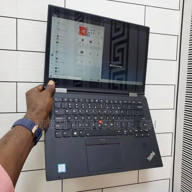 Laptop Lenovo Thinkpad X1 Yoga 16GB Intel Core I7 SSD 256GB · Photo 1