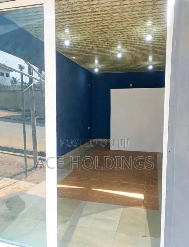 Shop for Rent · Photo 1