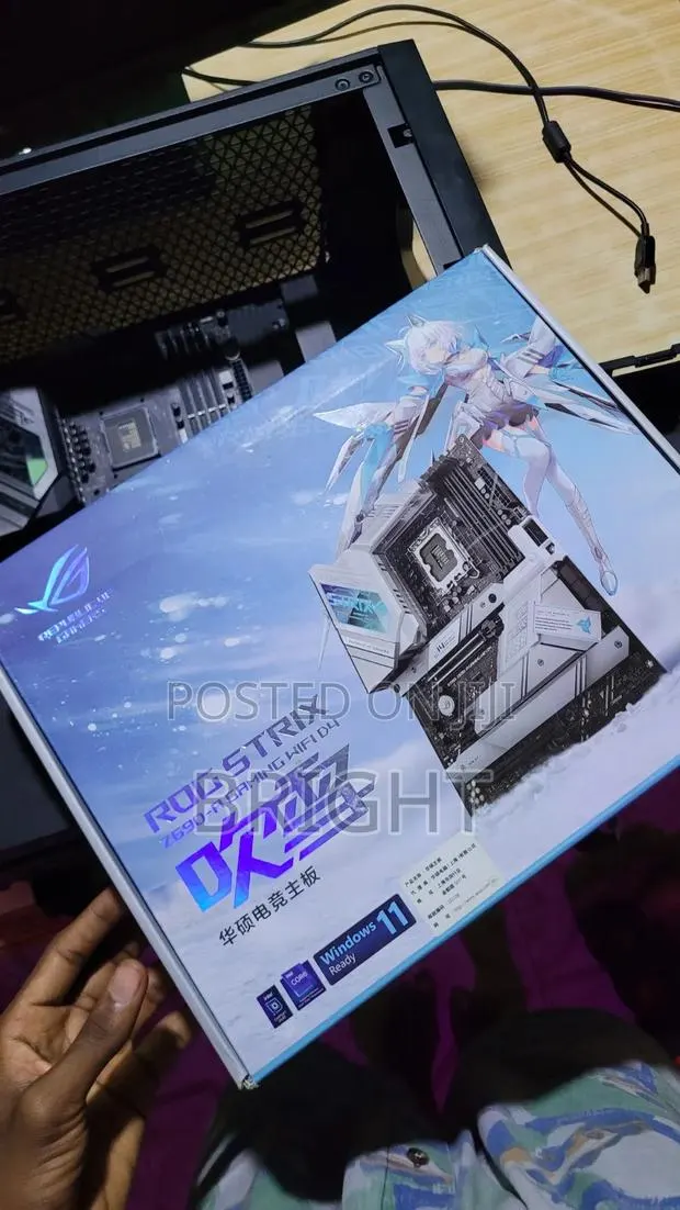 🔥 ASUS Rog Strix Z690-a Gaming Wifi D4 Motherboard · Photo 1