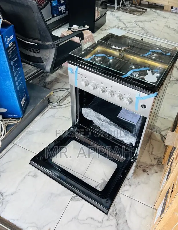 Authentic Volcano 50x50cm Freestanding 3 + 1 Cooker · Photo 1
