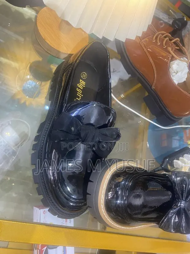 Original Loafers for Cool Price · Photo 1