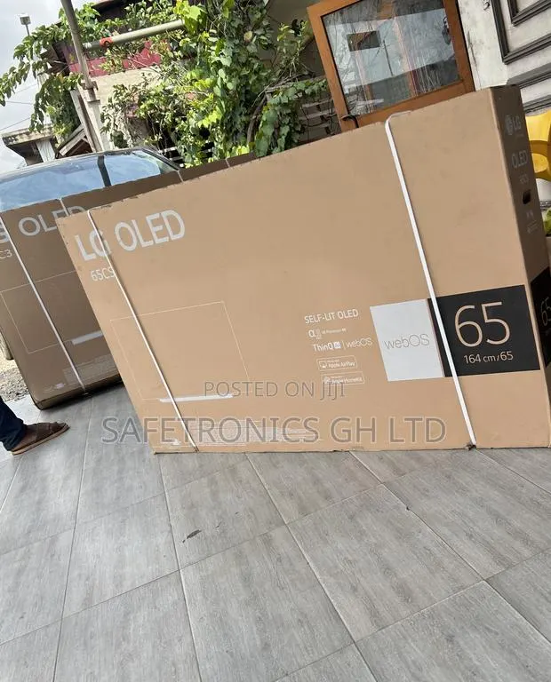 Brand New Lg Oled Smart Uhd Frameless 65cs Sleek Tv · Photo 1