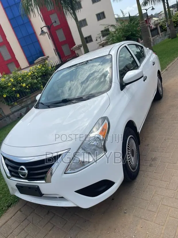 Nissan Versa 1.6 S 2019 White · Photo 1