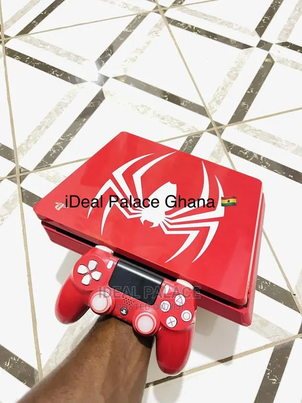 Playstation 4 Slim Limited Spider-Man Edition · Photo 1