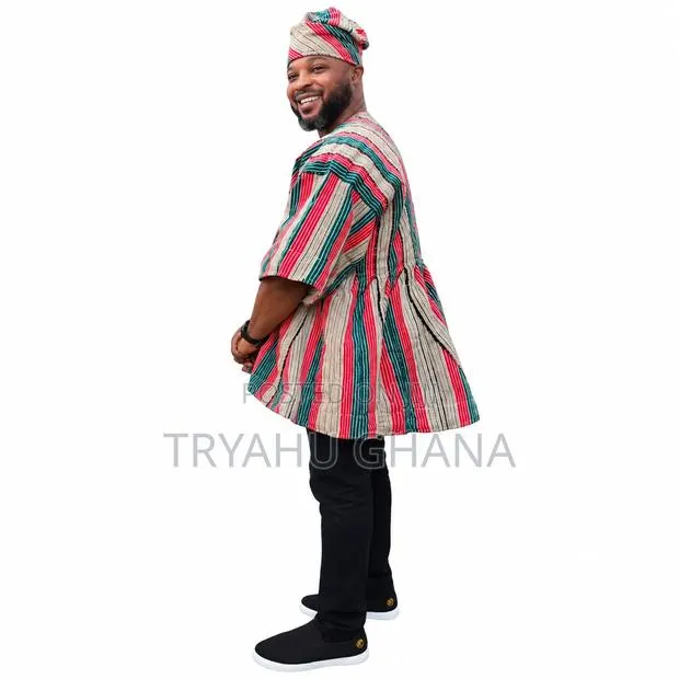 COMMENT “SMOCK OR FUGU” and We'll Show You Available Designs at Tryahu · Photo 1