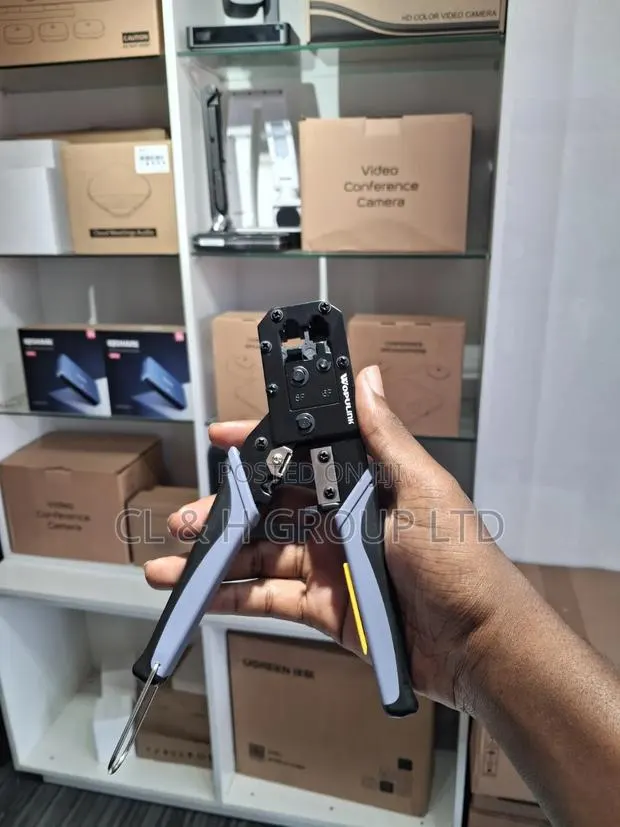 Multi-Functional Network Pliers · Photo 1