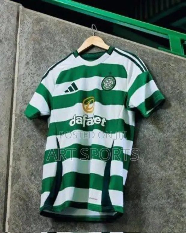 24/25 Celtic Home Jersey · Photo 1