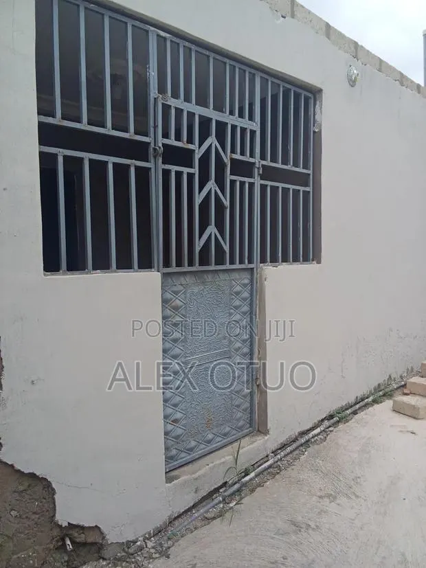 1bdrm Apartment in Alex Otuo Properties, Ejisu-Juaben Municipal · Photo 1