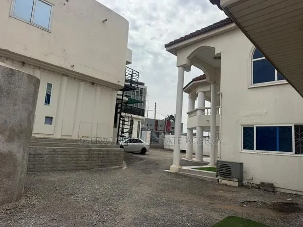 36-Room Hotel for Sale – East Legon · Photo 3