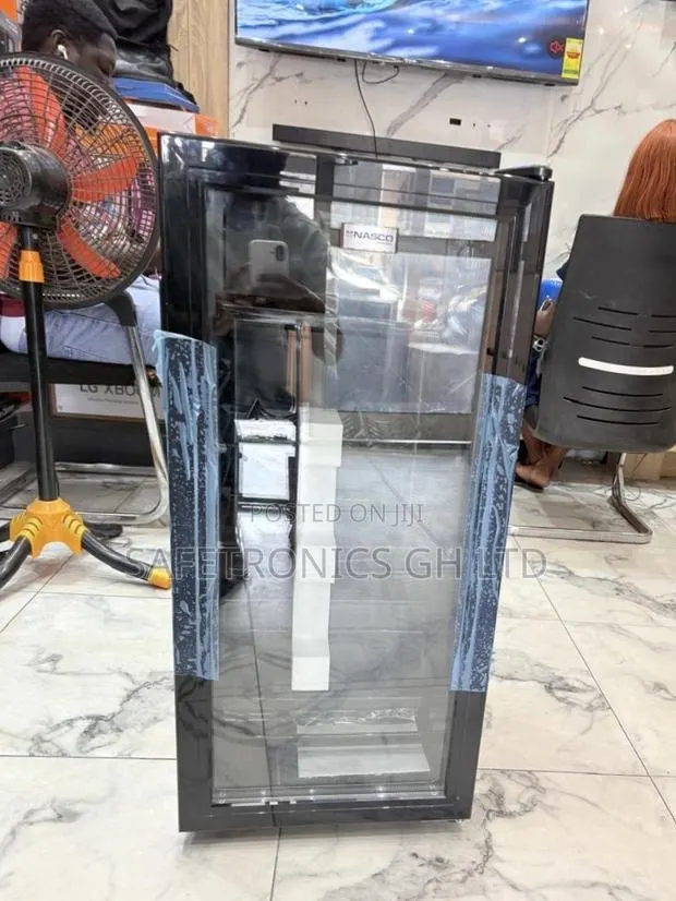 Bag Away Nas-Fl110sc Singledoor Glass Nasco Display Fridge · Photo 1