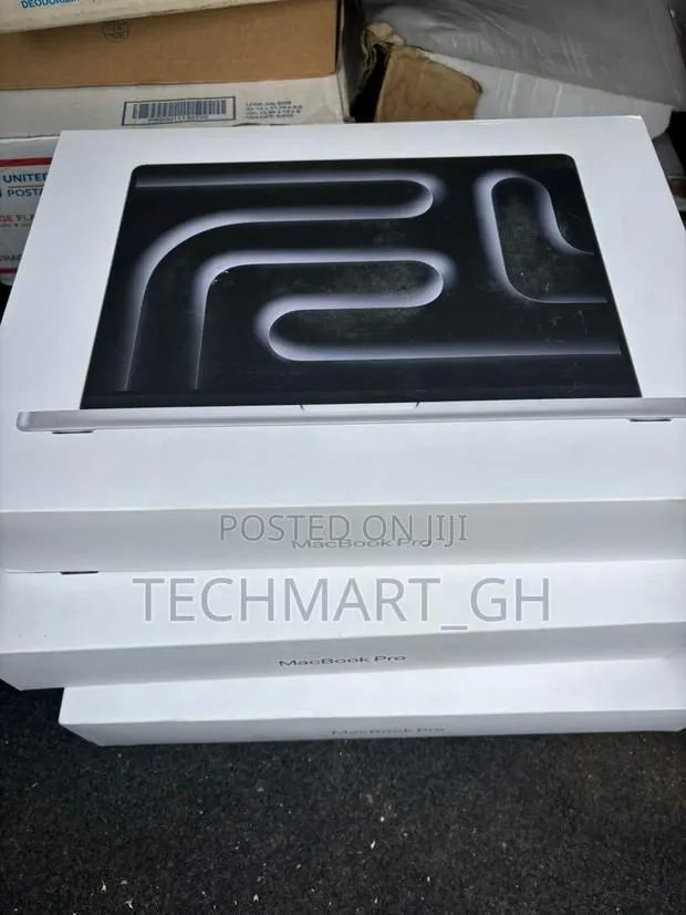 New Laptop Apple MacBook Pro 2024 M4 16GB Apple M4 SSD 512GB · Photo 1