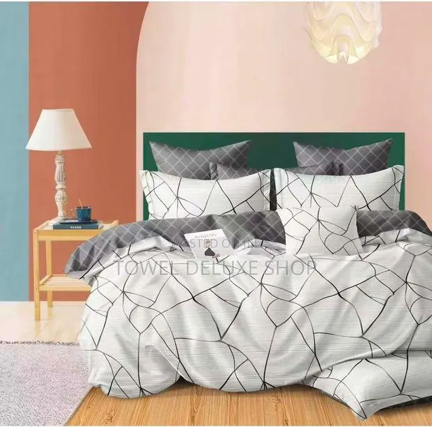 Hotel Standard Bedsheets · Photo 1