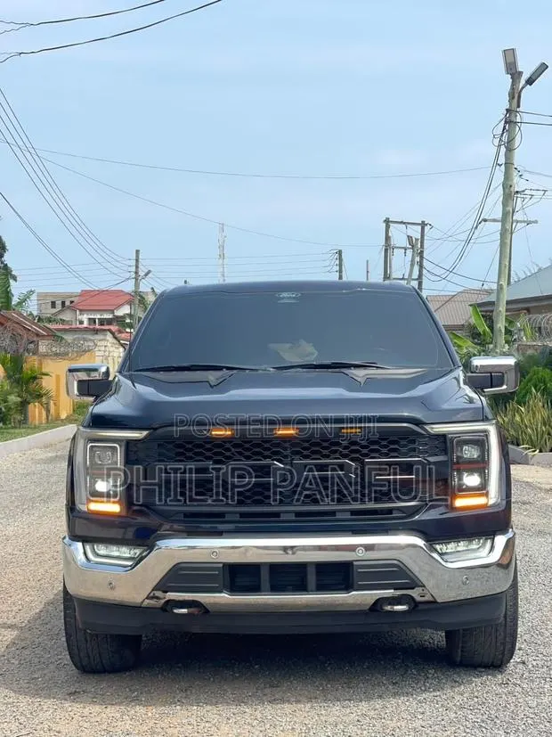 Ford F-150 LARIAT 2022 Black · Photo 1