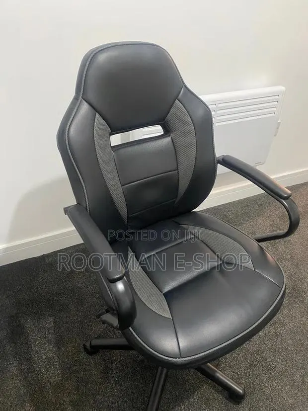 Argos Home Faux Leather Gaming Chair · Photo 1