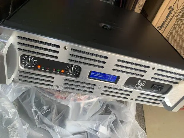 Evp 9300 2in1 Bass Power Amplifier · Photo 1