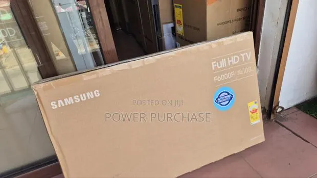 Elegant Samsung 43inches Smart Tv · Photo 1
