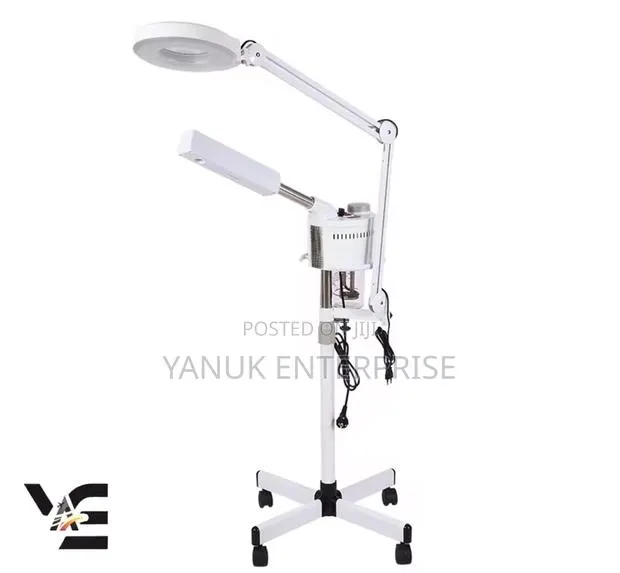 Facial Steamer With Magnifying Lamp · Photo 1