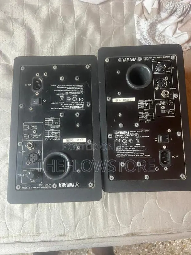 Yamaha Hs5 · Photo 1