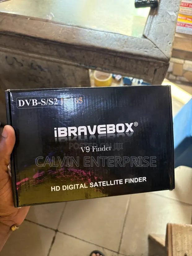 V9 Satellite Finder · Photo 1
