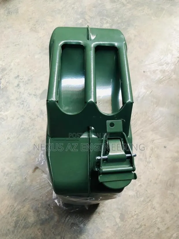 20 Litre Heavy-Duty Metal Jerry Can · Photo 1
