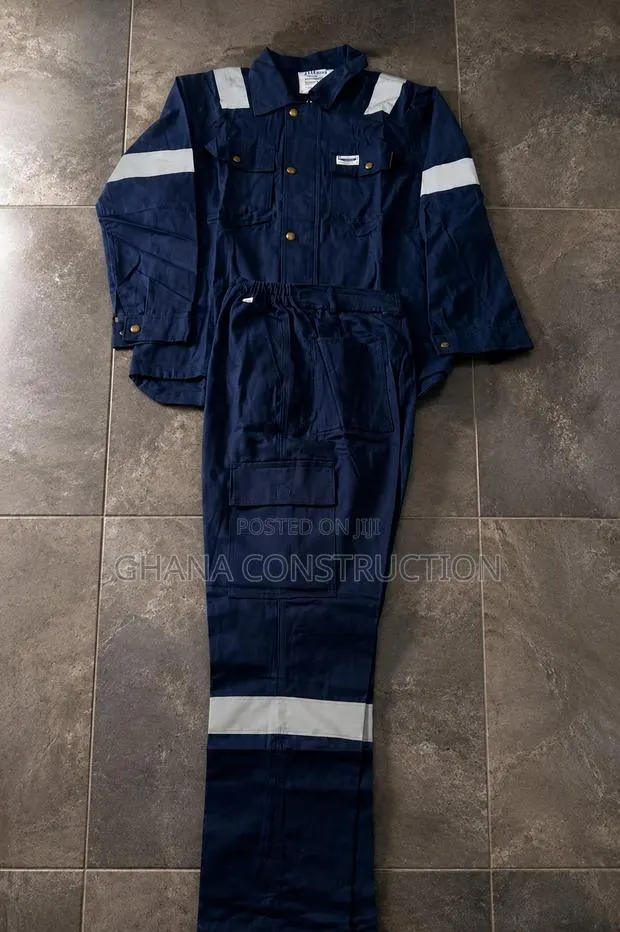 Safety Industrial Workwear Overall Top and DOWN UNIFORM COVERALL · Photo 1