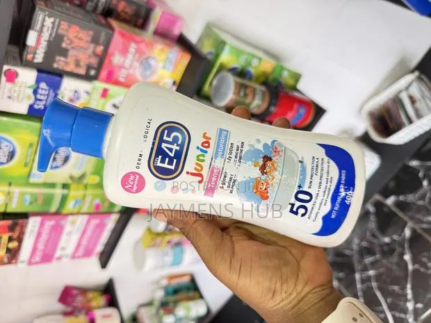 E45 Junior Teens Moisturizing Lotion · Photo 1