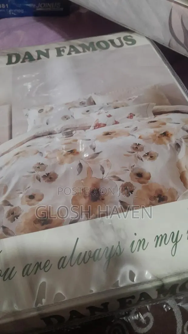 3pcs Bedsheet Set · Photo 1