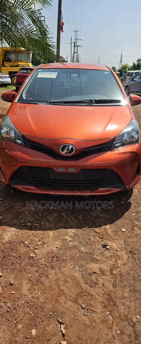 Toyota Vitz 2016 Brown · Photo 1