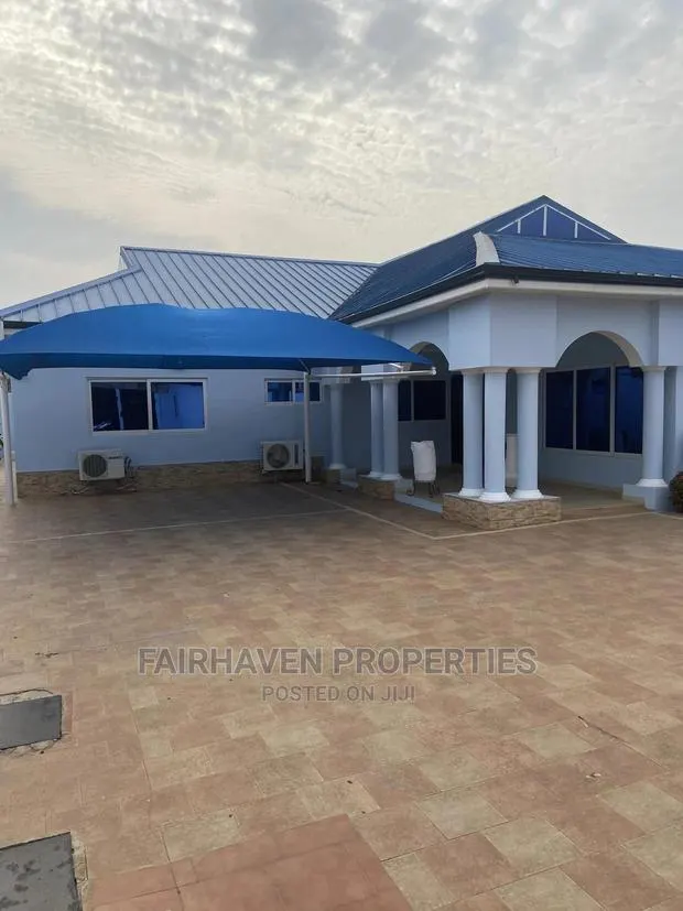 6bdrm House in Tseaddo, Airport Residential Area for rent · Photo 1