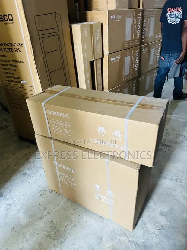 Ultra Modern Sleek White Air Conditioner 1.5hp Split Inverter · Photo 1