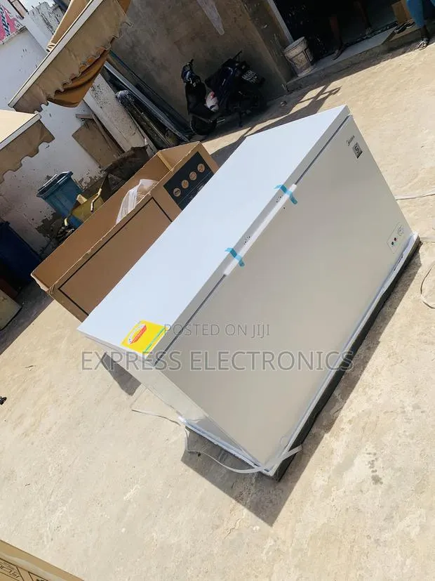Best Buy for Less Chest Freezer Single Door 418l Midea · Photo 1