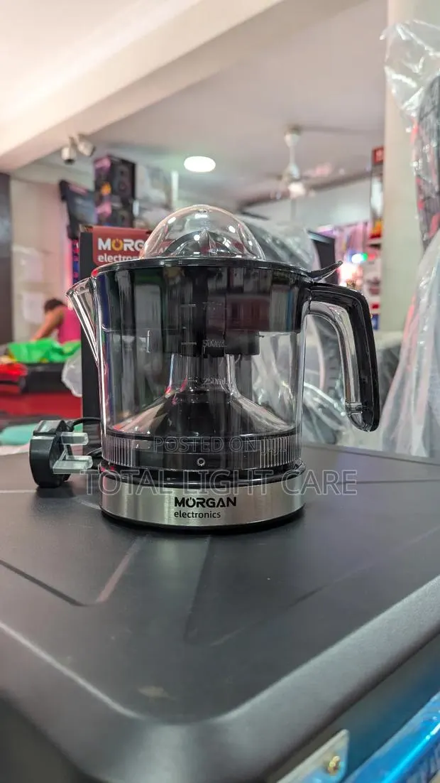 Citrus Juicer - 750ml Capacity · Photo 1