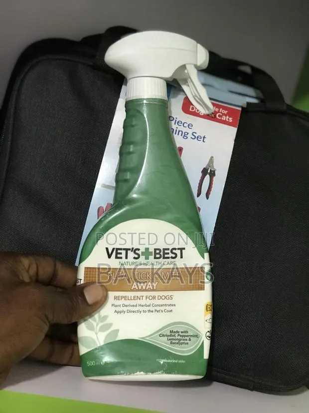 Vet’S Best Flea, Tick and Mite Spray for Dogs · Photo 1