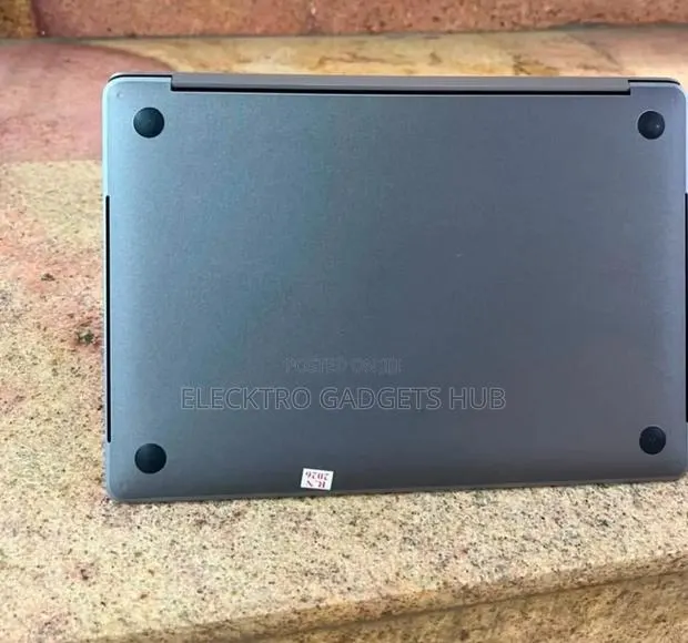 Laptop Apple MacBook Pro 2019 8GB Intel Core i5 SSD 256GB