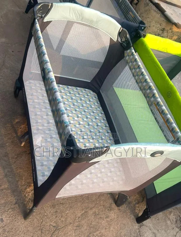 Foldable Baby’S Cot · Photo 1