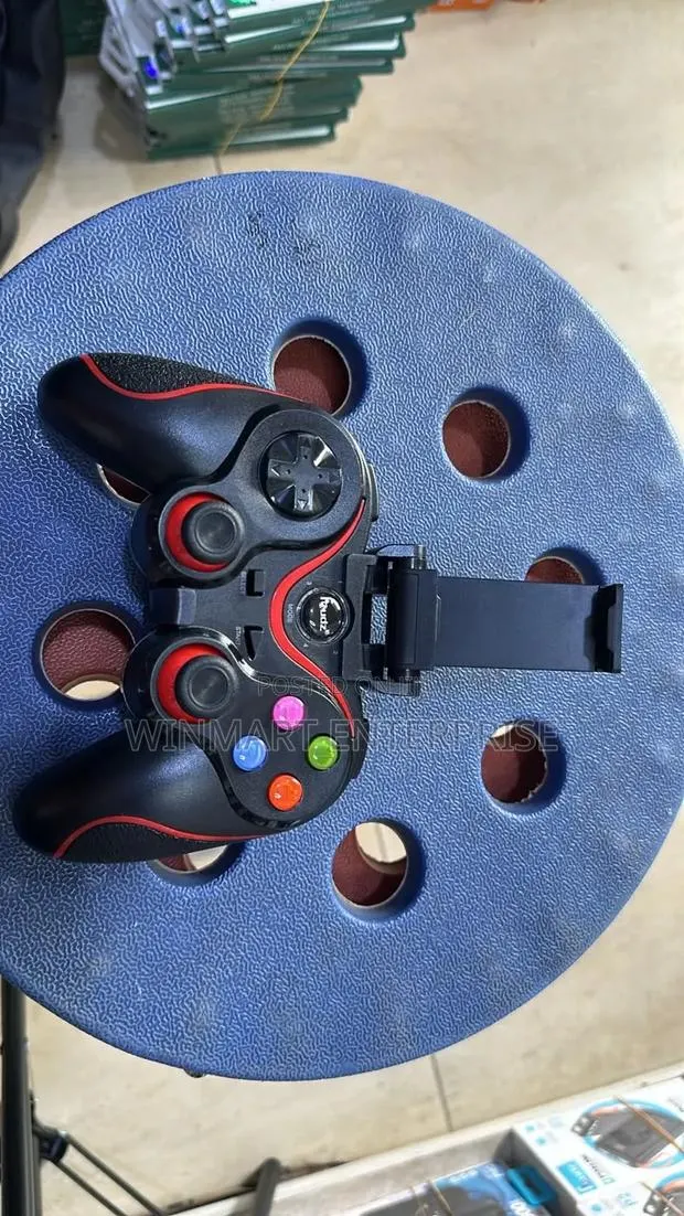 Fsudz V8 Wireless Controller · Photo 2