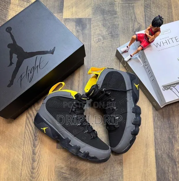 Jordan 9 Rethro .Comes in Box . Available in All Sizes . Very Classic · Photo 1