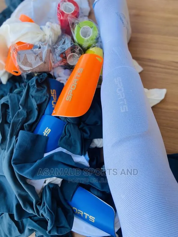 Shinguard Holder at Cool Price · Photo 1