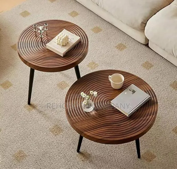 Wood-Mode Center Table · Photo 1