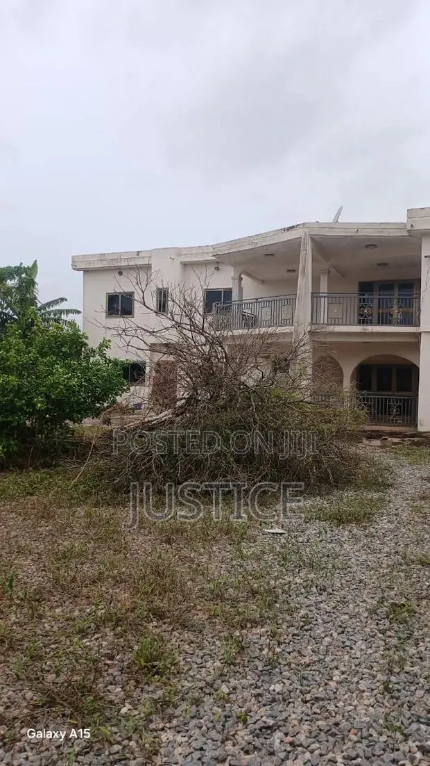 8bdrm House in Taifa, Post Office Area for rent · Photo 1