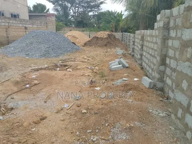 Half Plot of Land for Sale and Is Well Secured With Fence · Photo 1