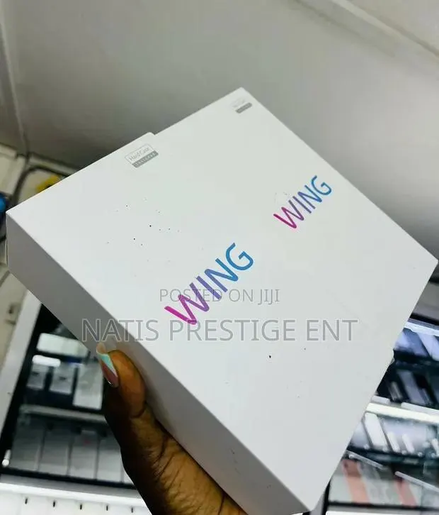 New LG Wing 5G 256 GB Black · Photo 1
