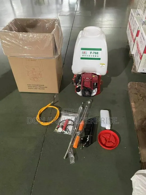 Boom Sprayer · Photo 1