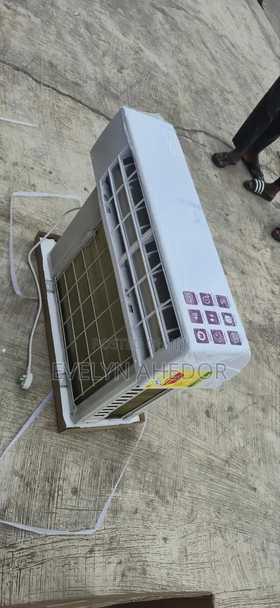 Best in Town Roch AC 1.5hp Inverter for Sale · Photo 1